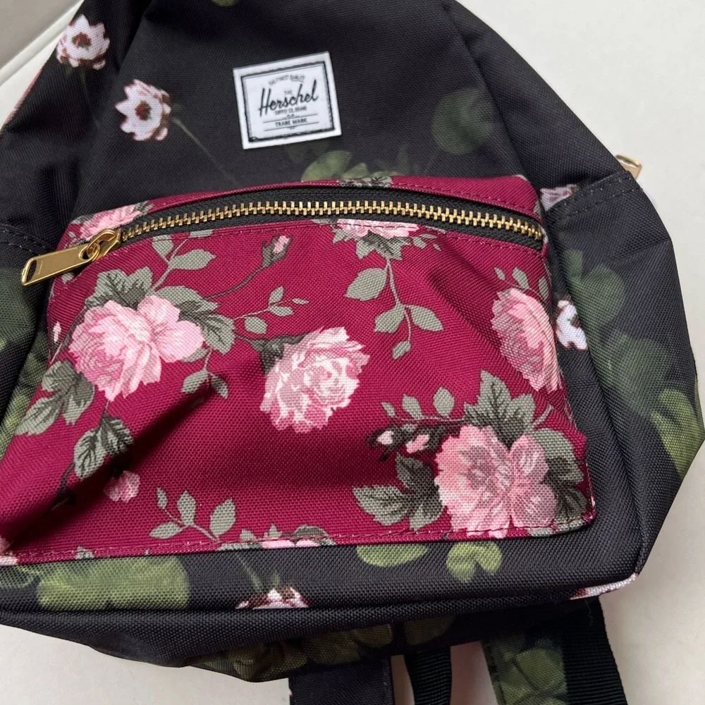 NWT Herschel supply company nova mini backpack - Picture 3 of 10